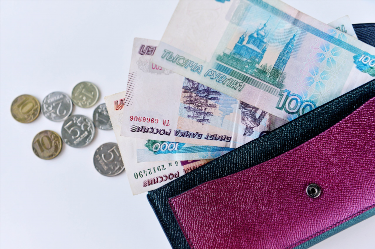 На чем можно сейчас заработать деньги в россии